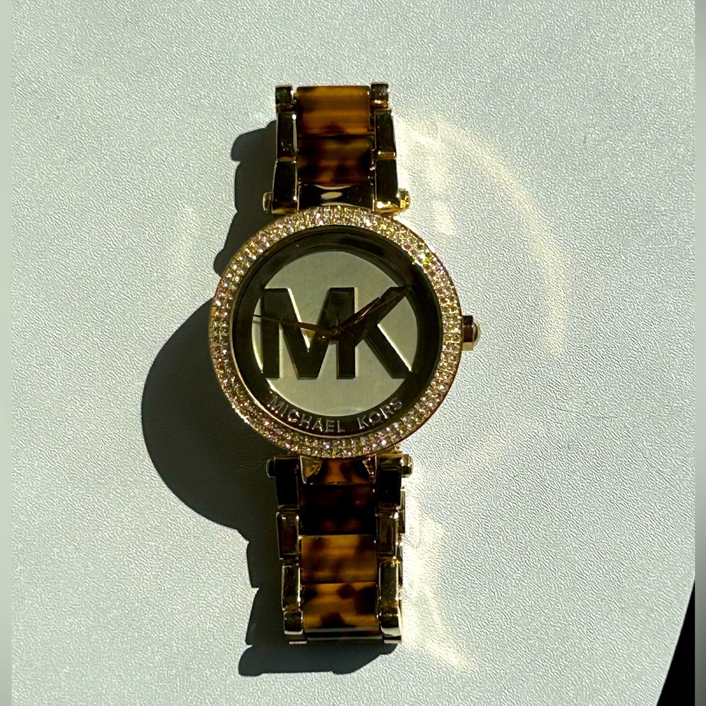 Michael Kors MK6109 Parker Champagne Dial Women's Watch. Brand new